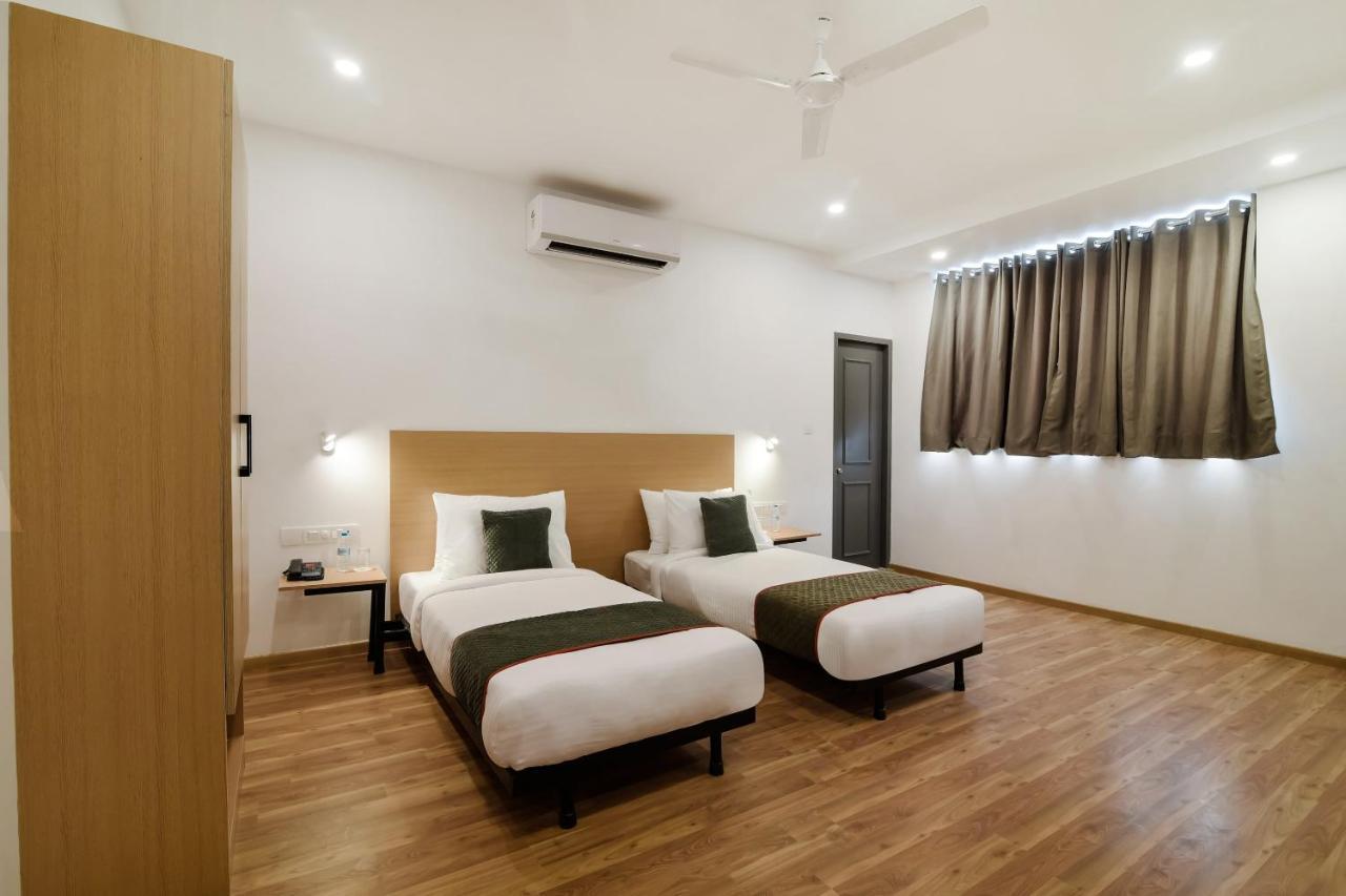 Oyo Townhouse 091 Nungambakkam Hotel Ченай Екстериор снимка
