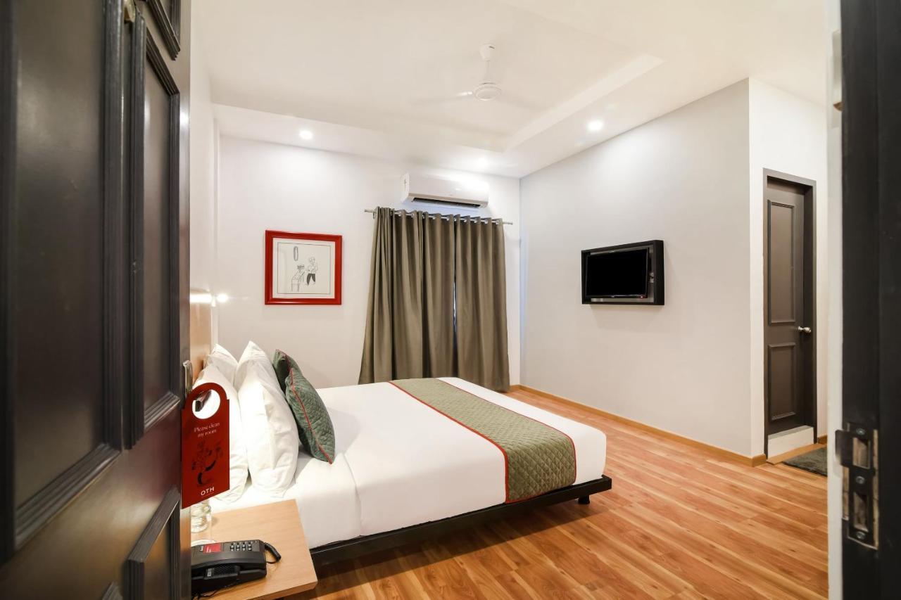 Oyo Townhouse 091 Nungambakkam Hotel Ченай Екстериор снимка